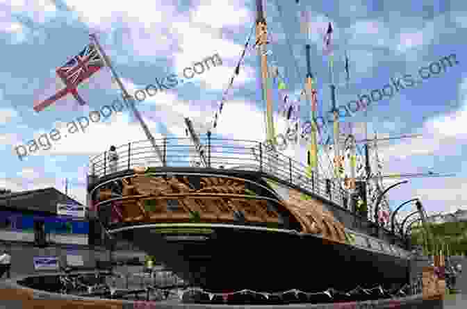 SS Great Britain In All Her Glory, Sailing Across The Vast Ocean. SS Great Britain: Transatlantic Liner 1843 (Seaforth Historic Ships)